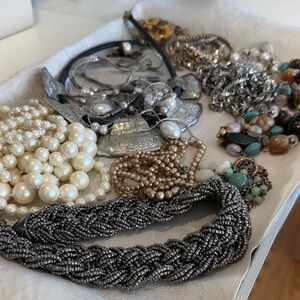 Elegant Pearl and Silver Necklace Set Reseller Bundle Craft Lot #152